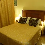 Loreto بيت ضيافة دينايا
