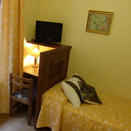 Loreto 招待所 4*
