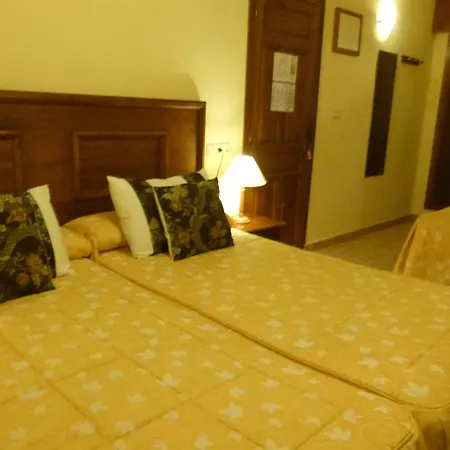 Loreto 招待所 4*